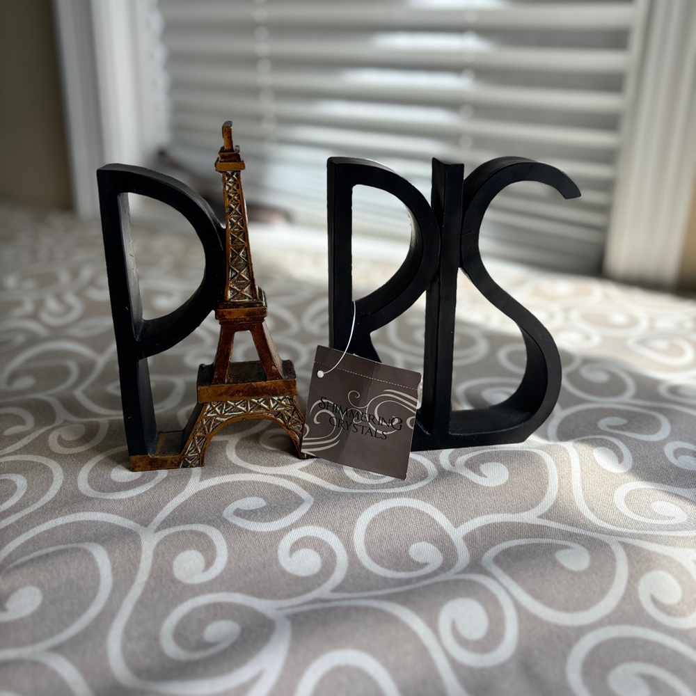 Paris Sign